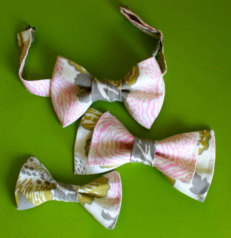 So here is our free bow tie pattern for you
