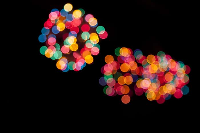 DIY Christmas Light Orbs | Pretty Prudent